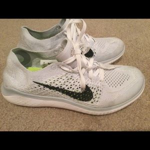 Nike Woman’s Flyknit